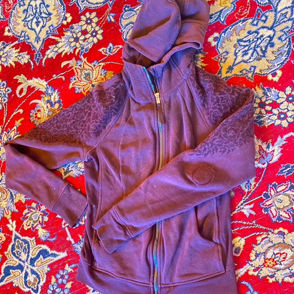 Lululemon scuba hoodie size 4